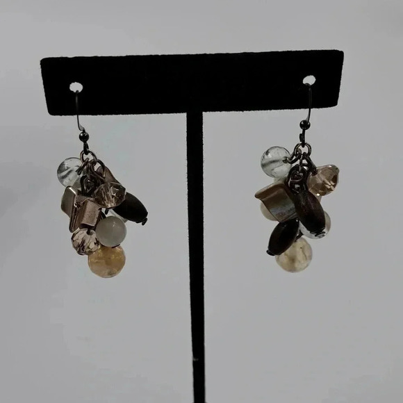 Fashion Accessories | 2 pieces | Earrings &Necklace | Off White, tan, brown - Picture 2 of 6